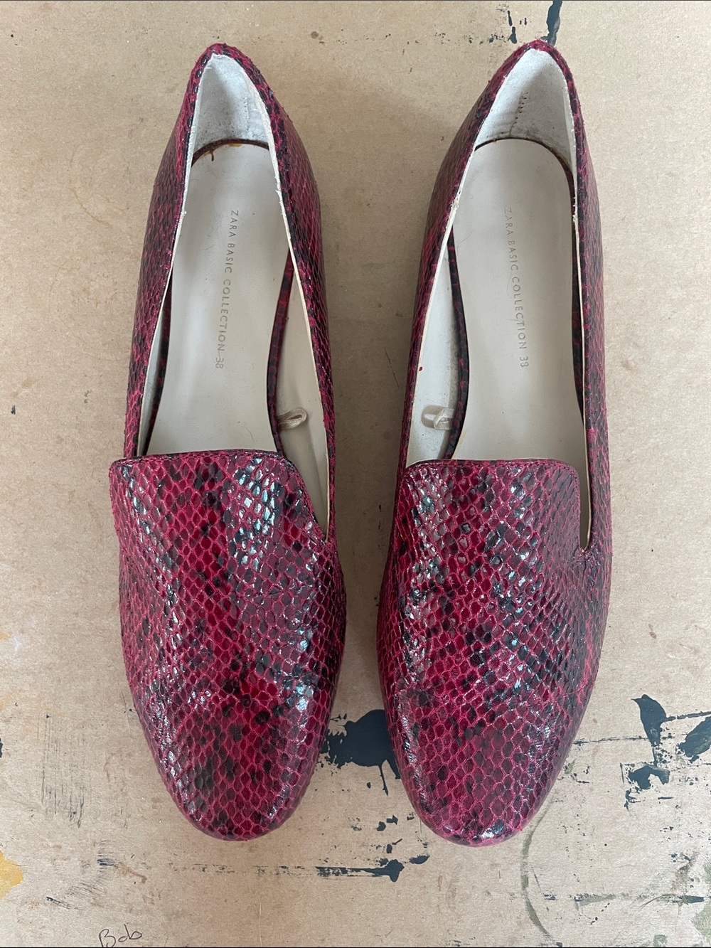 Zara Burgundy Snake-Print Slip-On Loafers